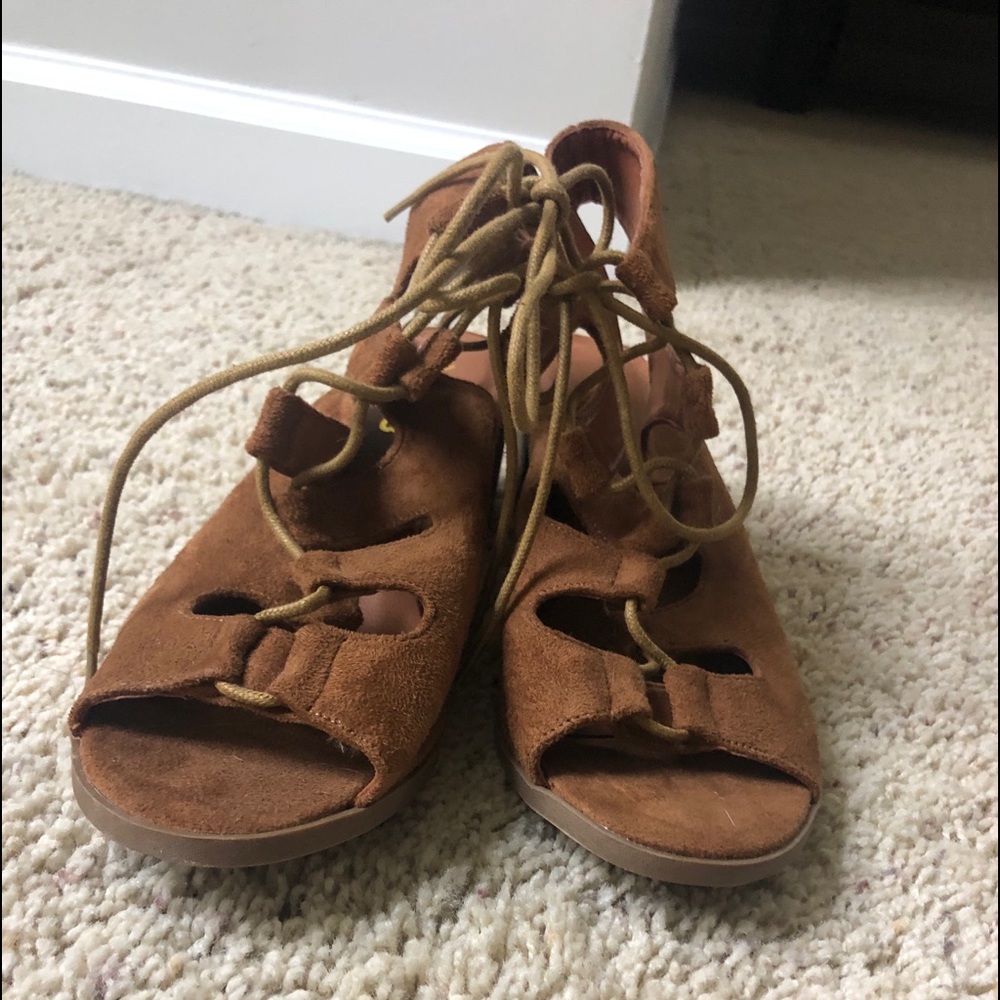 Sandals - Picture 2 of 2